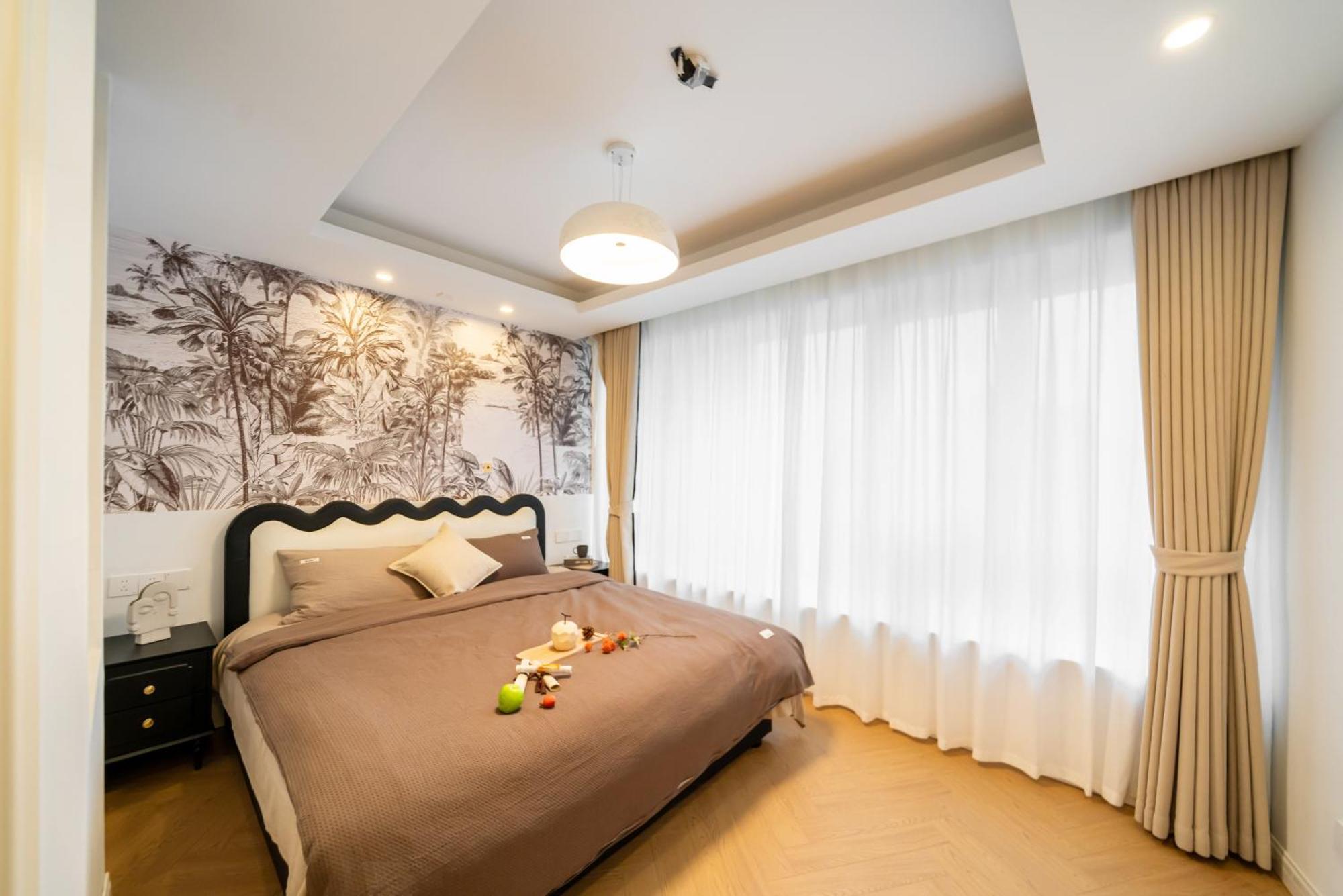 Tianzifang Sun Moonlight Fine Decoration Large Two-bedroom Shanghai