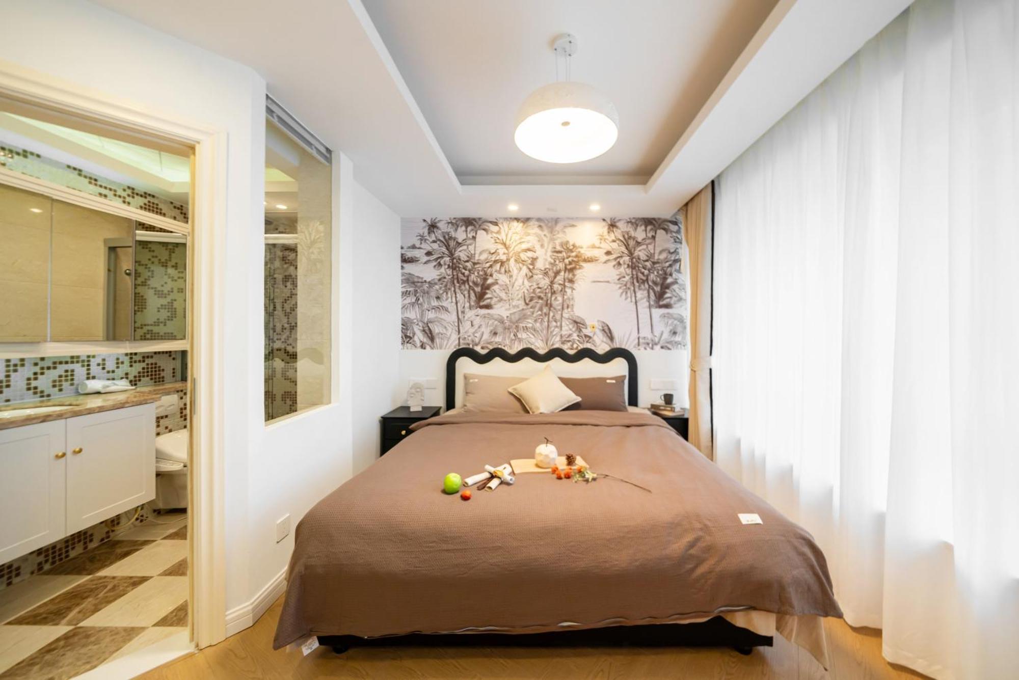 Apartment Tianzifang Sun Moonlight Fine Decoration Large Two-bedroom *